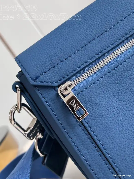 AAA Replica Ru Messenger PM-22*16.5*7CM Takeoff LOUIS VUITTON 0620
